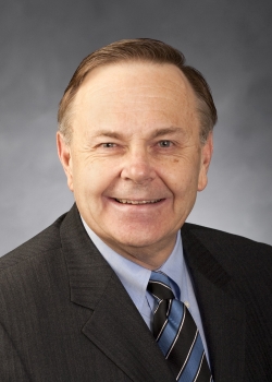 Lee Tom Perry